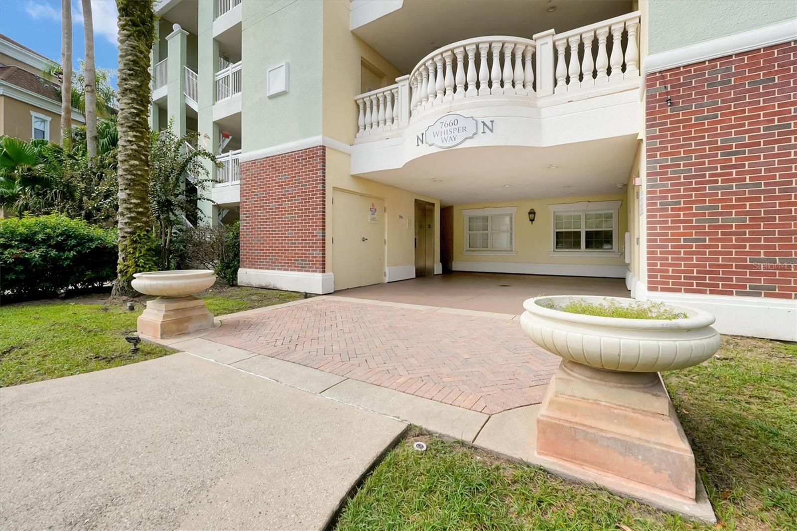 Listing photo 3 for 7660 Whisper Way #202