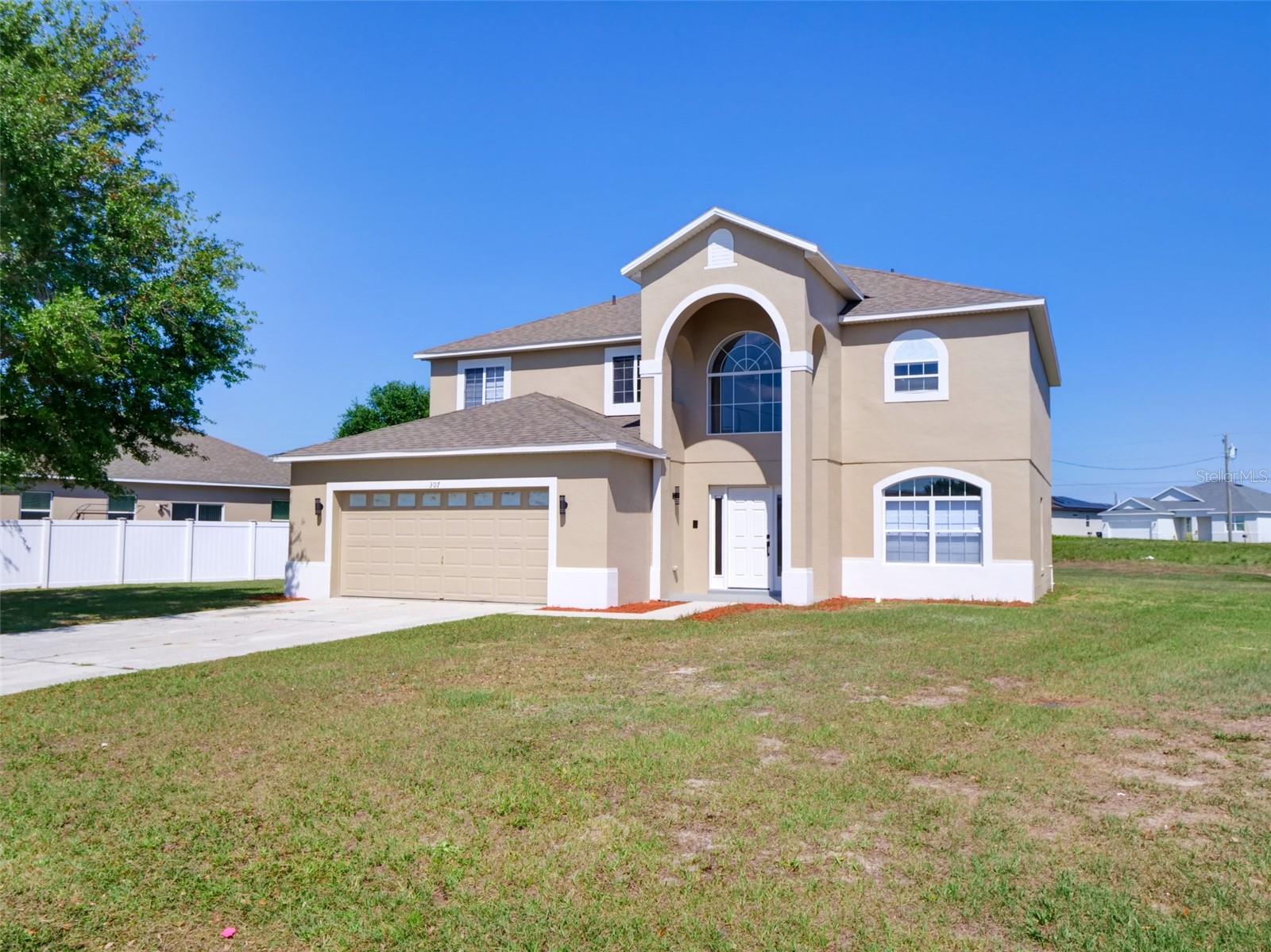 Listing photo 3 for 307 Big Black Ln