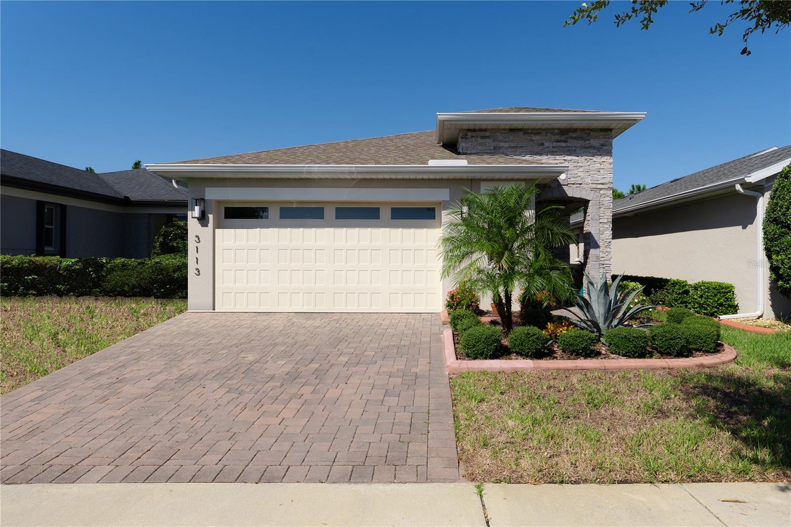 Listing photo 1 for 3113 Songbird Cir