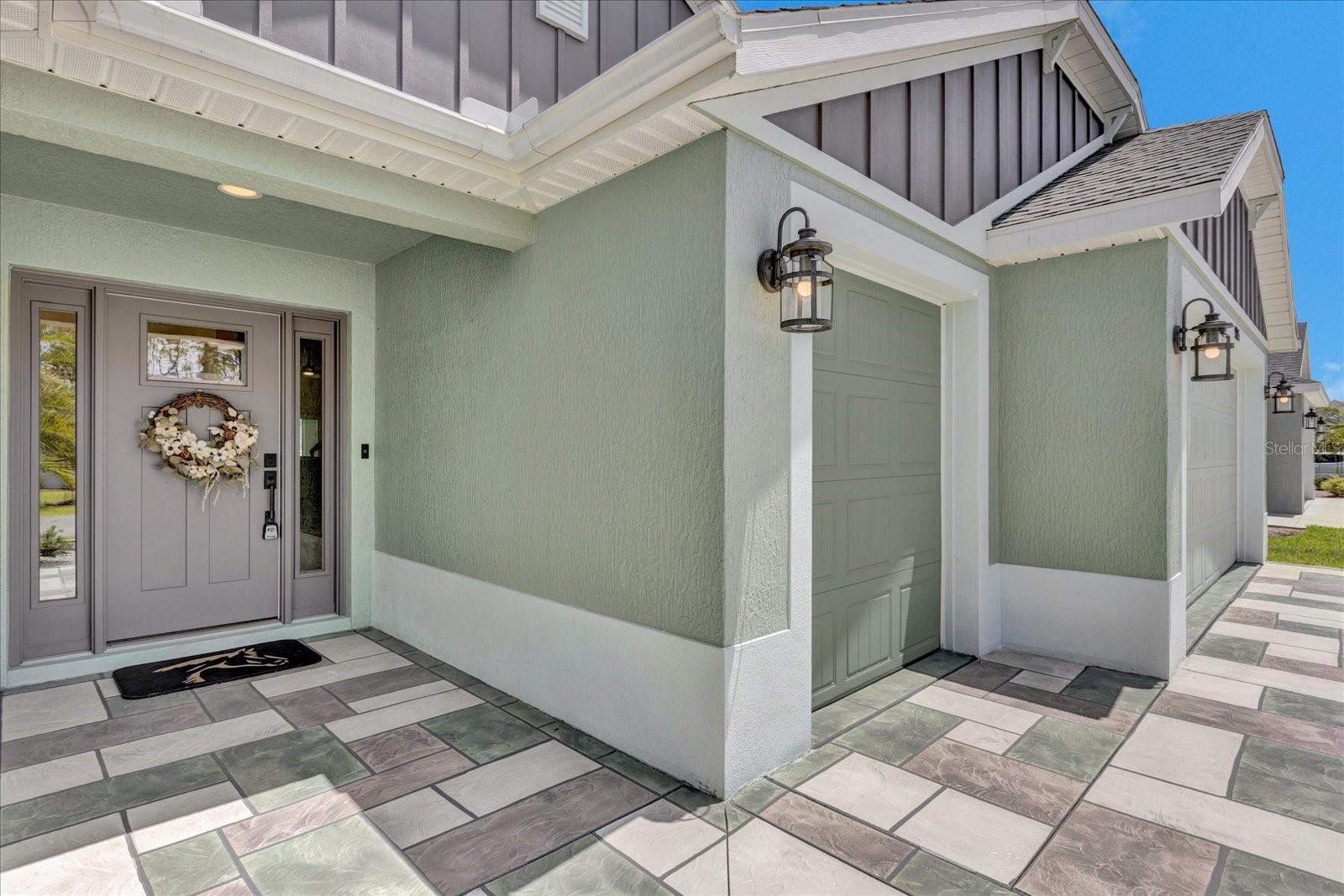 Listing photo 3 for 1393 Kenneth St