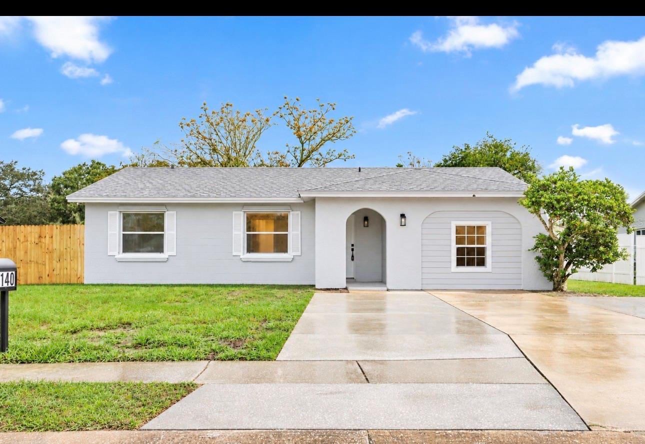 Listing photo for 140 Bombay Ave