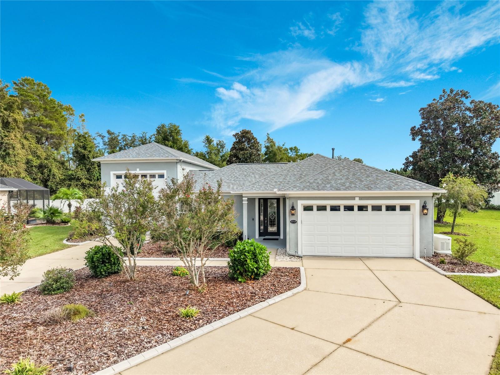Listing photo 2 for 4719 Heritage Trl