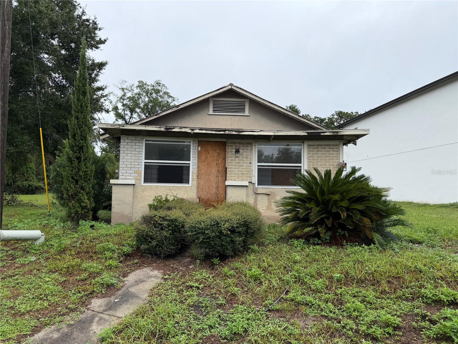 Listing photo for 2311 S Ronald Reagan Blvd