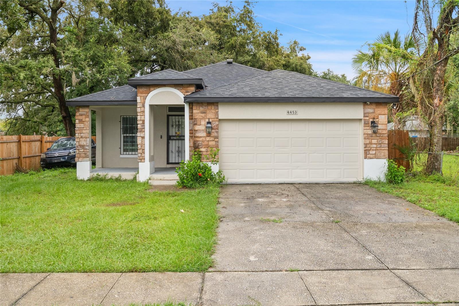 Listing photo 1 for 4453 Conley St
