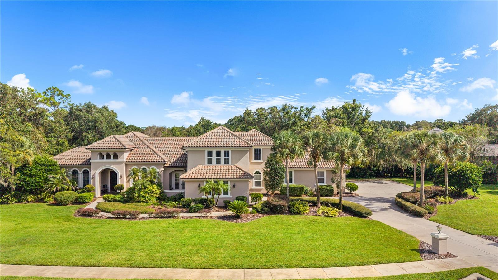 Listing photo 2 for 755 Mills Estate Pl