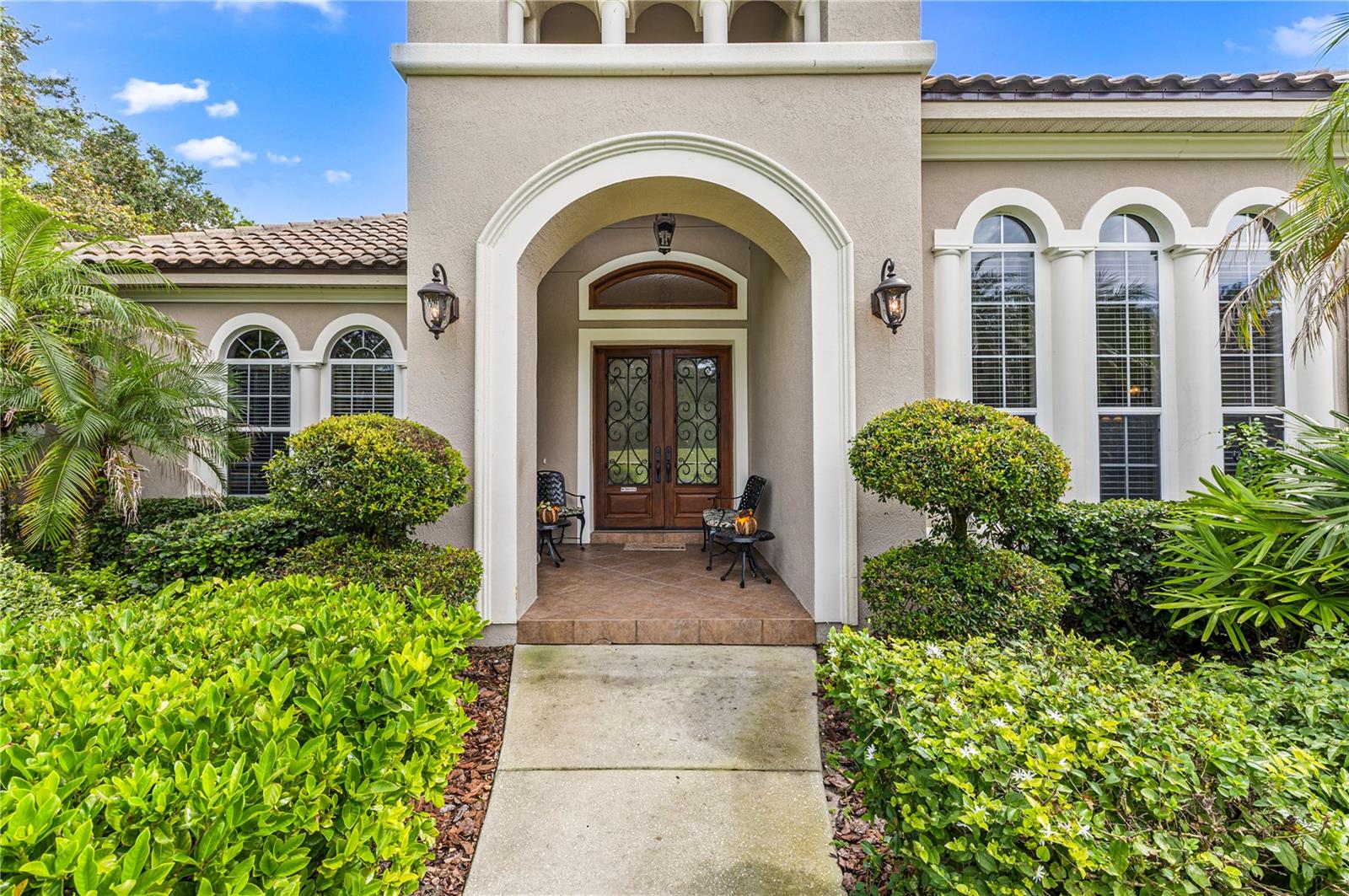 Listing photo 3 for 755 Mills Estate Pl