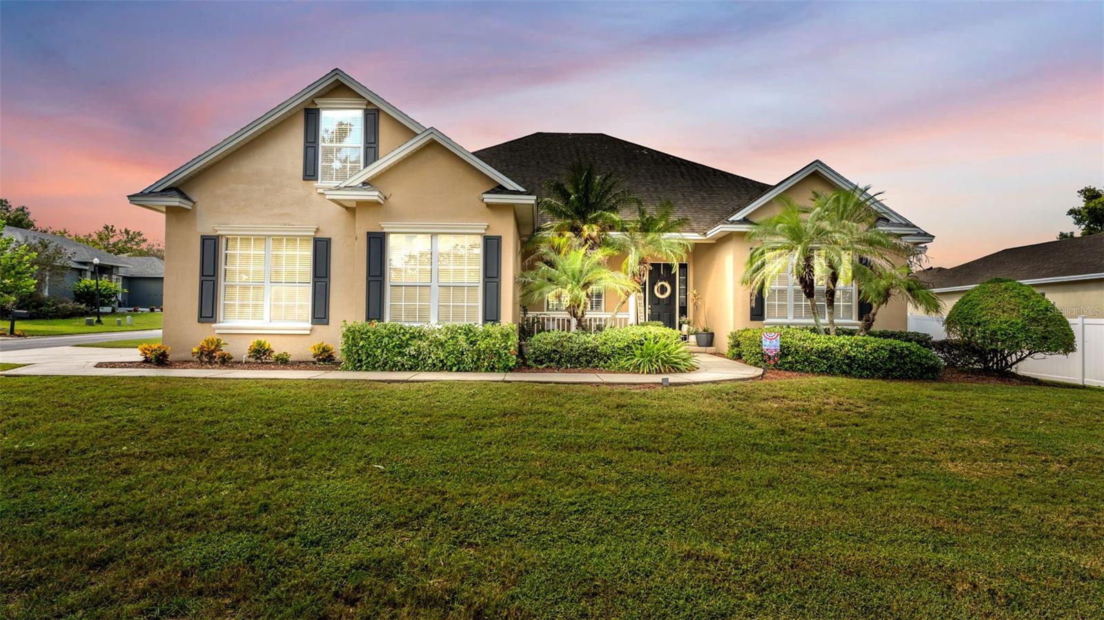 Listing photo 1 for 5871 High Ridge Loop