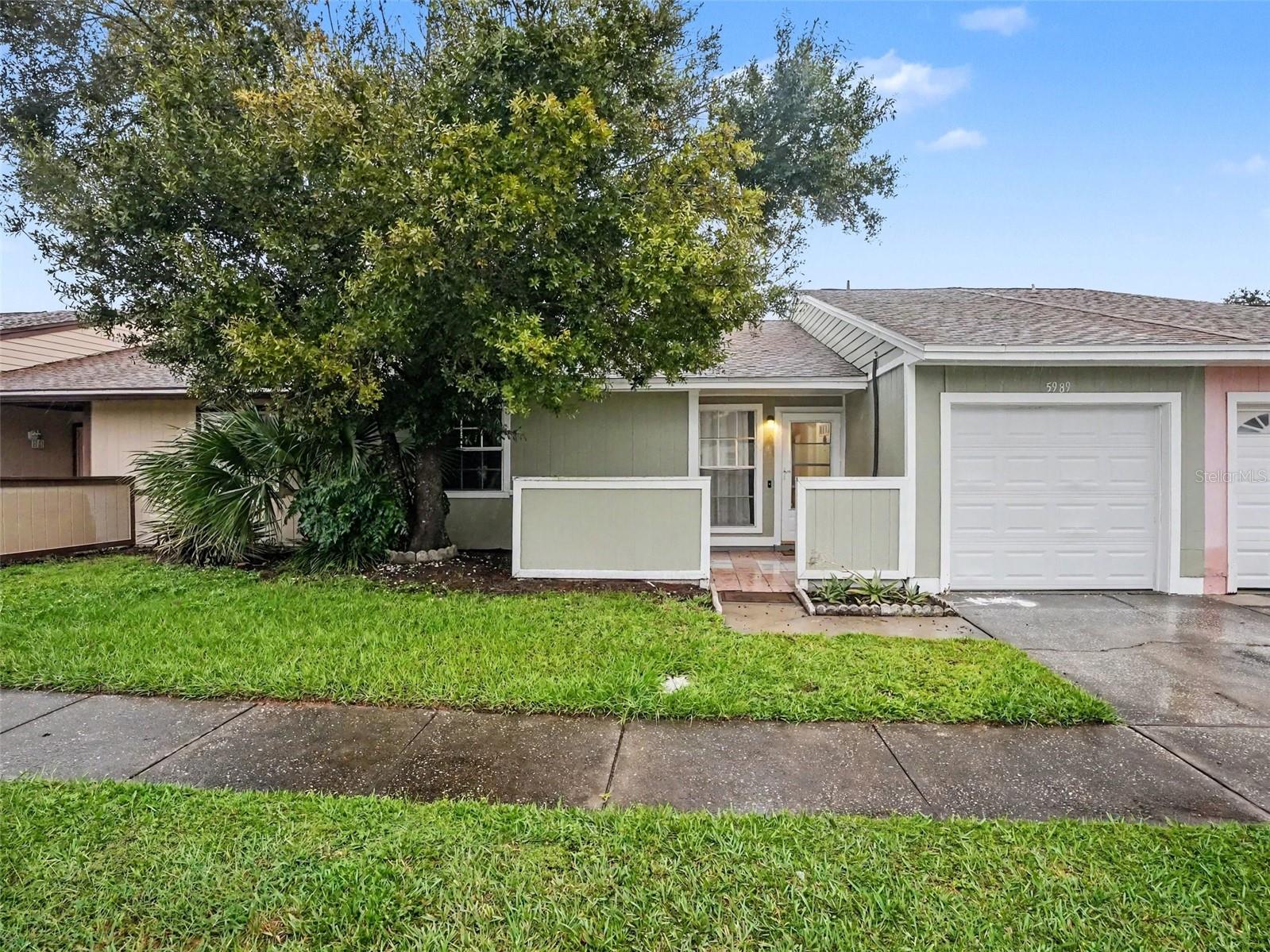 Listing photo 2 for 5989 Talavera St