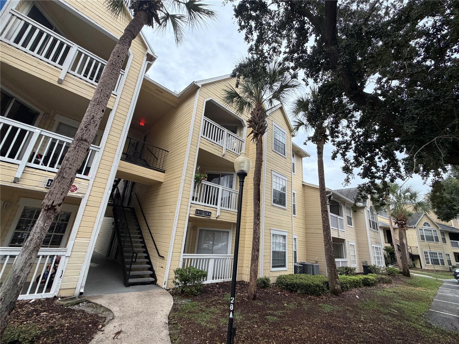 Listing photo 1 for 1037 S Hiawassee Rd #2824