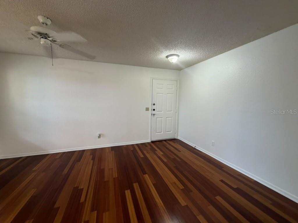 Listing photo 3 for 1037 S Hiawassee Rd #2824