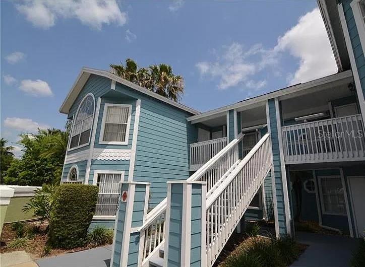 Listing photo 1 for 8705 Knightsbridge Ct #c