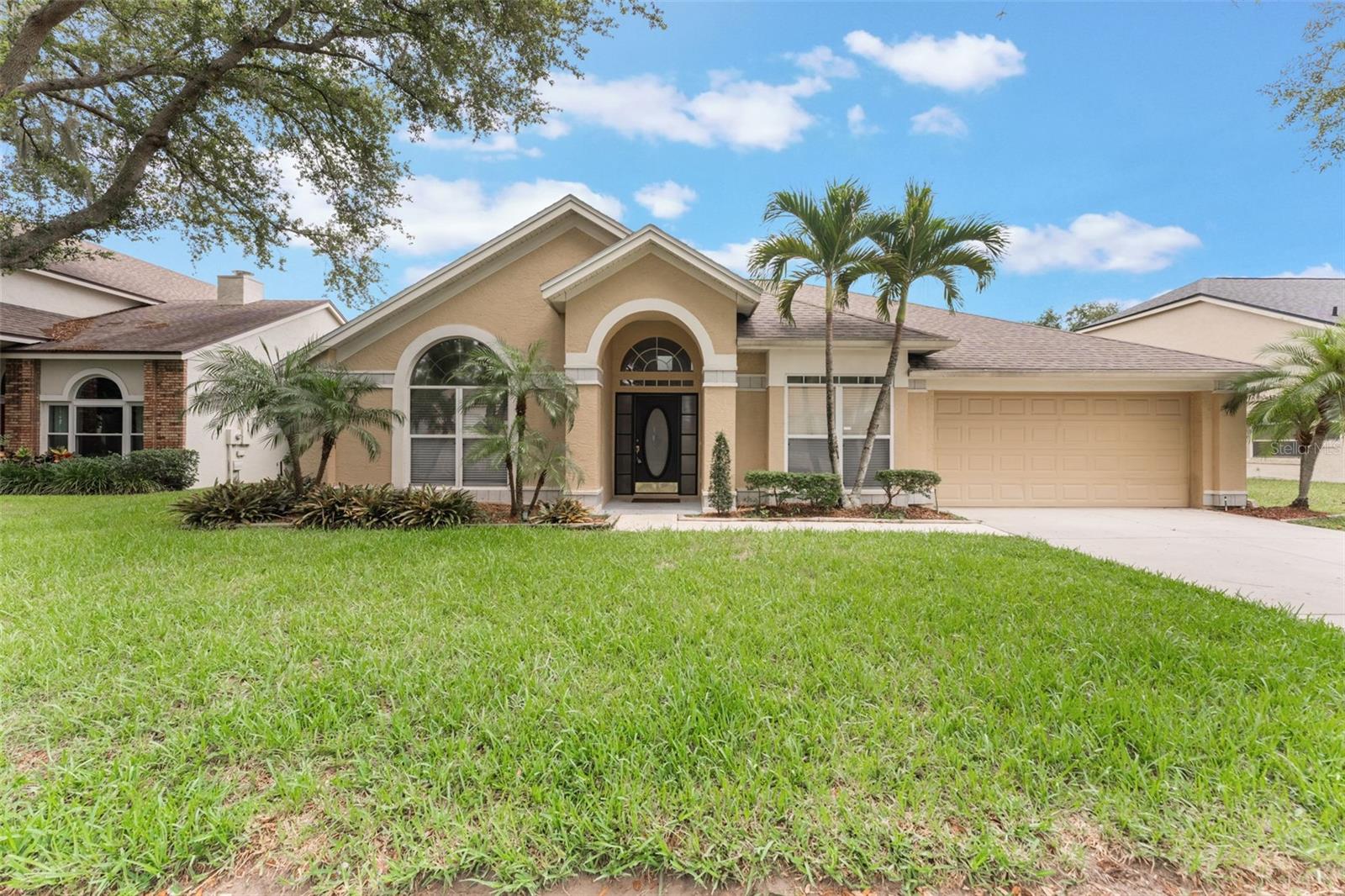 Listing photo 1 for 3845 Gatlin Place Cir