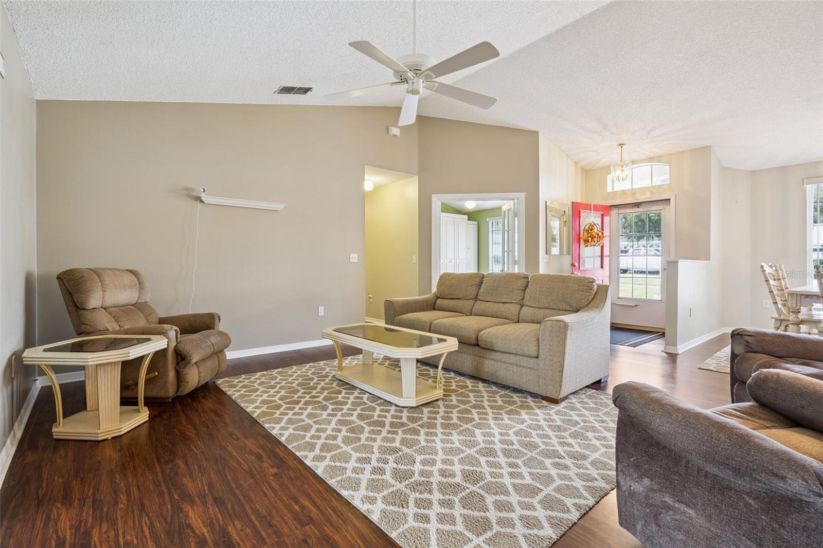 Listing photo 2 for 2250 Duncan Trl
