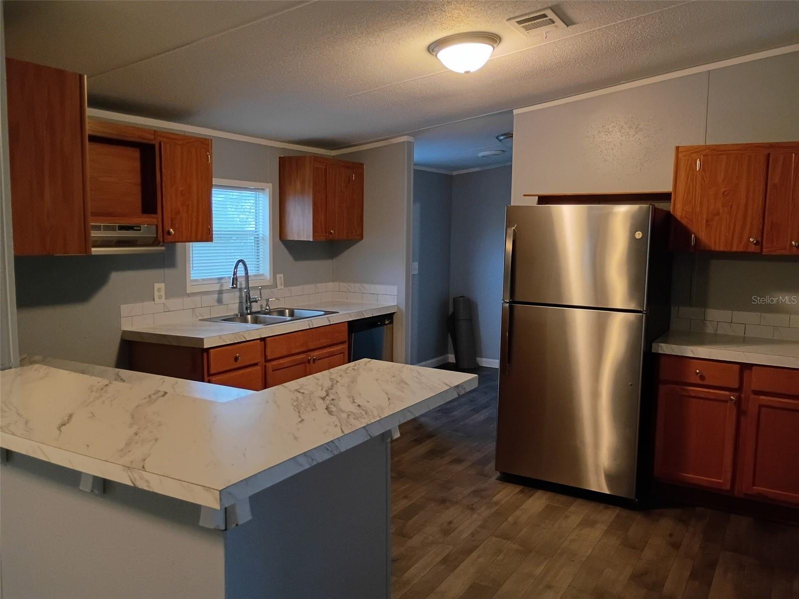 Listing photo 2 for 7715 Glen Meadow Dr