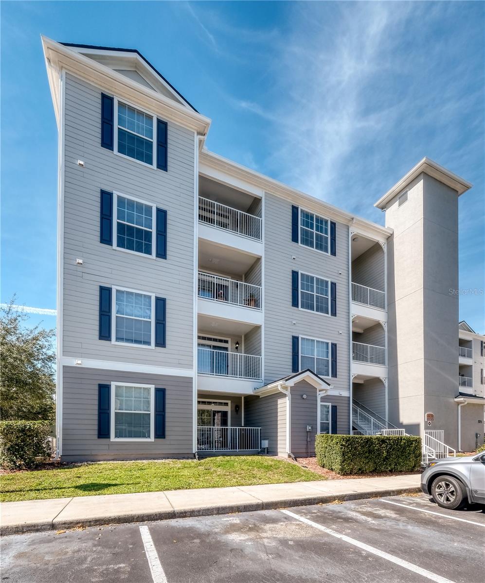 Listing photo 3 for 3174 Feltrim Pl #103