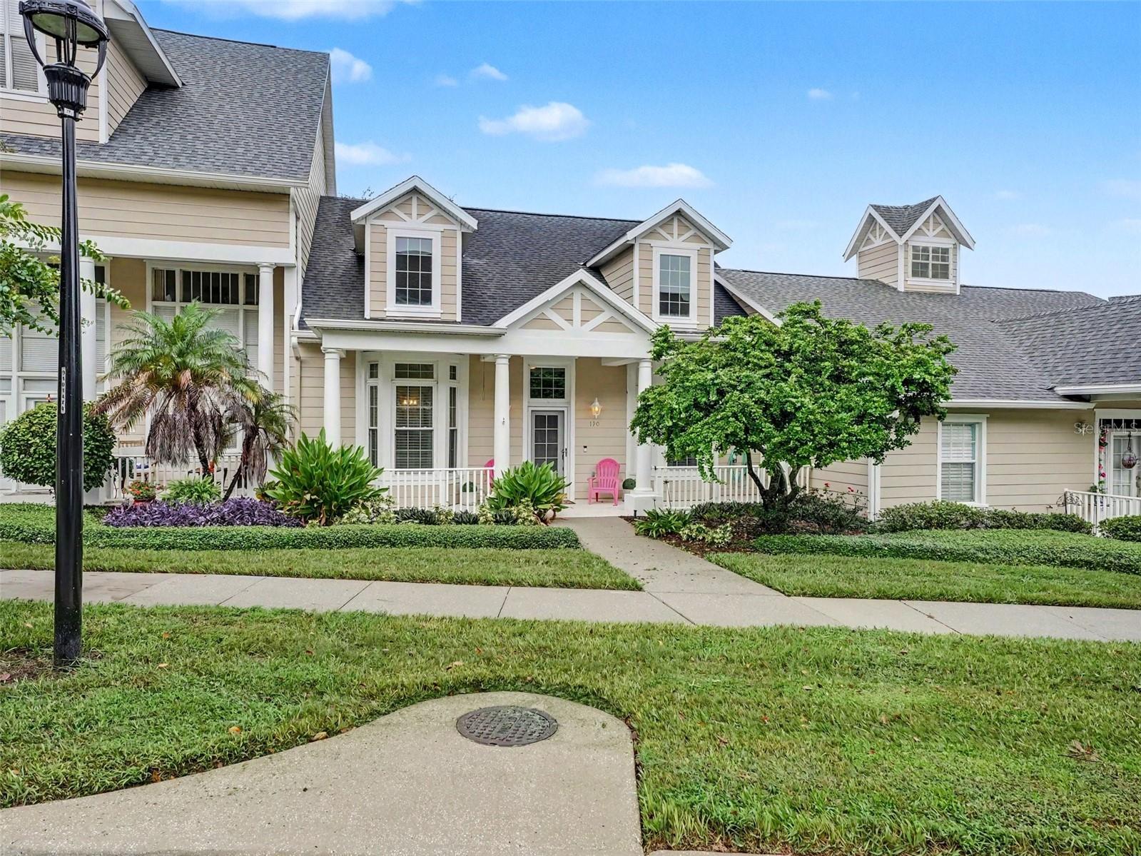 Listing photo 1 for 190 Harbour Cove Way