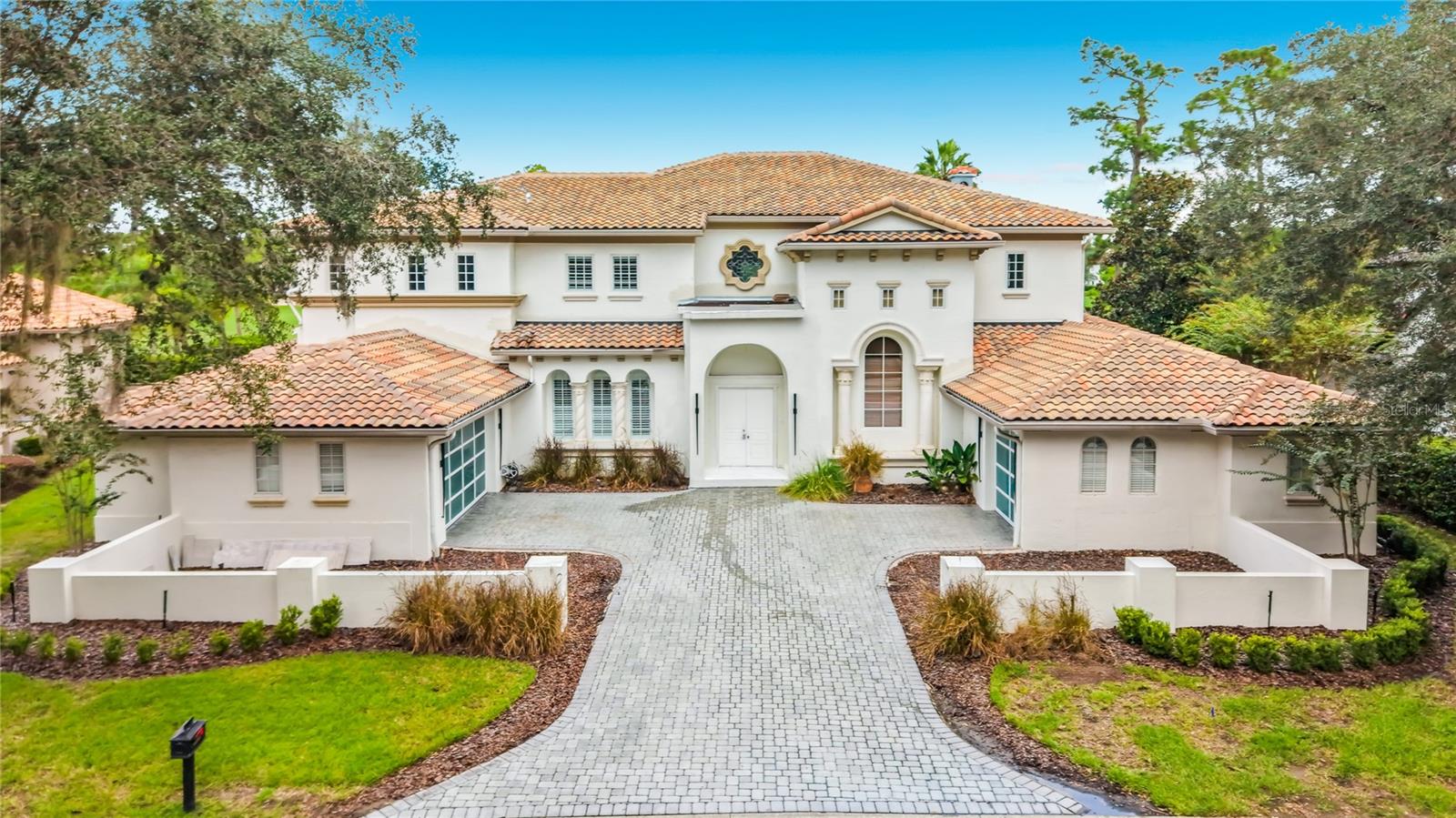 Listing photo 1 for 9563 Blandford Rd