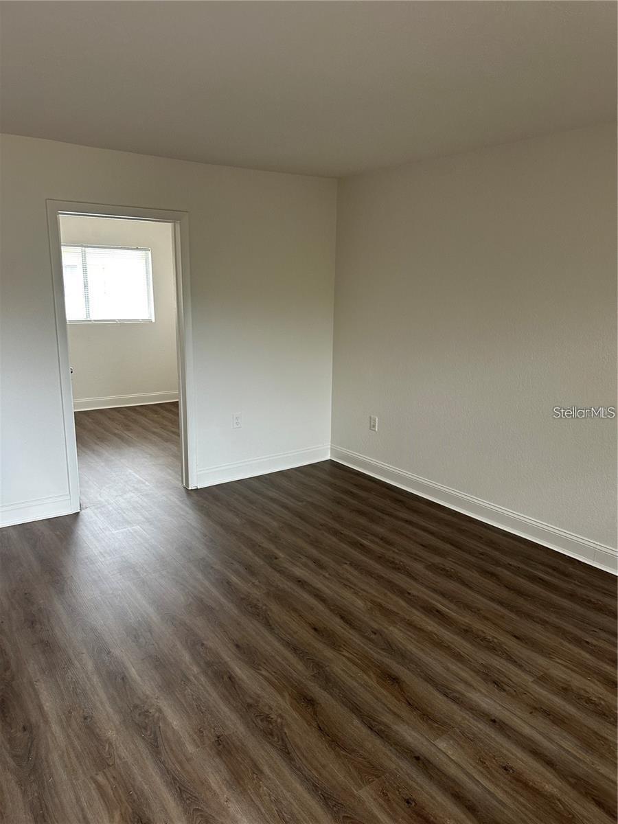 Listing photo 3 for 778 Ridenhour Cir #778