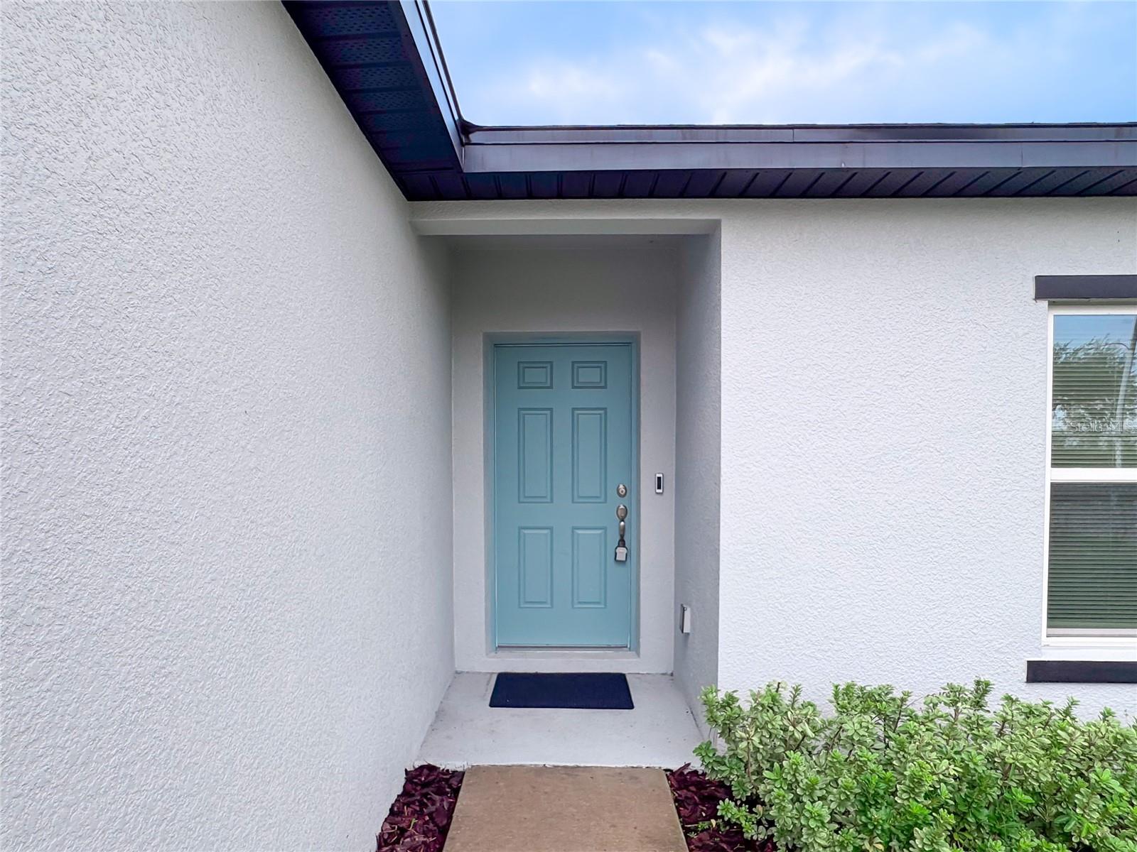 Listing photo 3 for 159 9th St