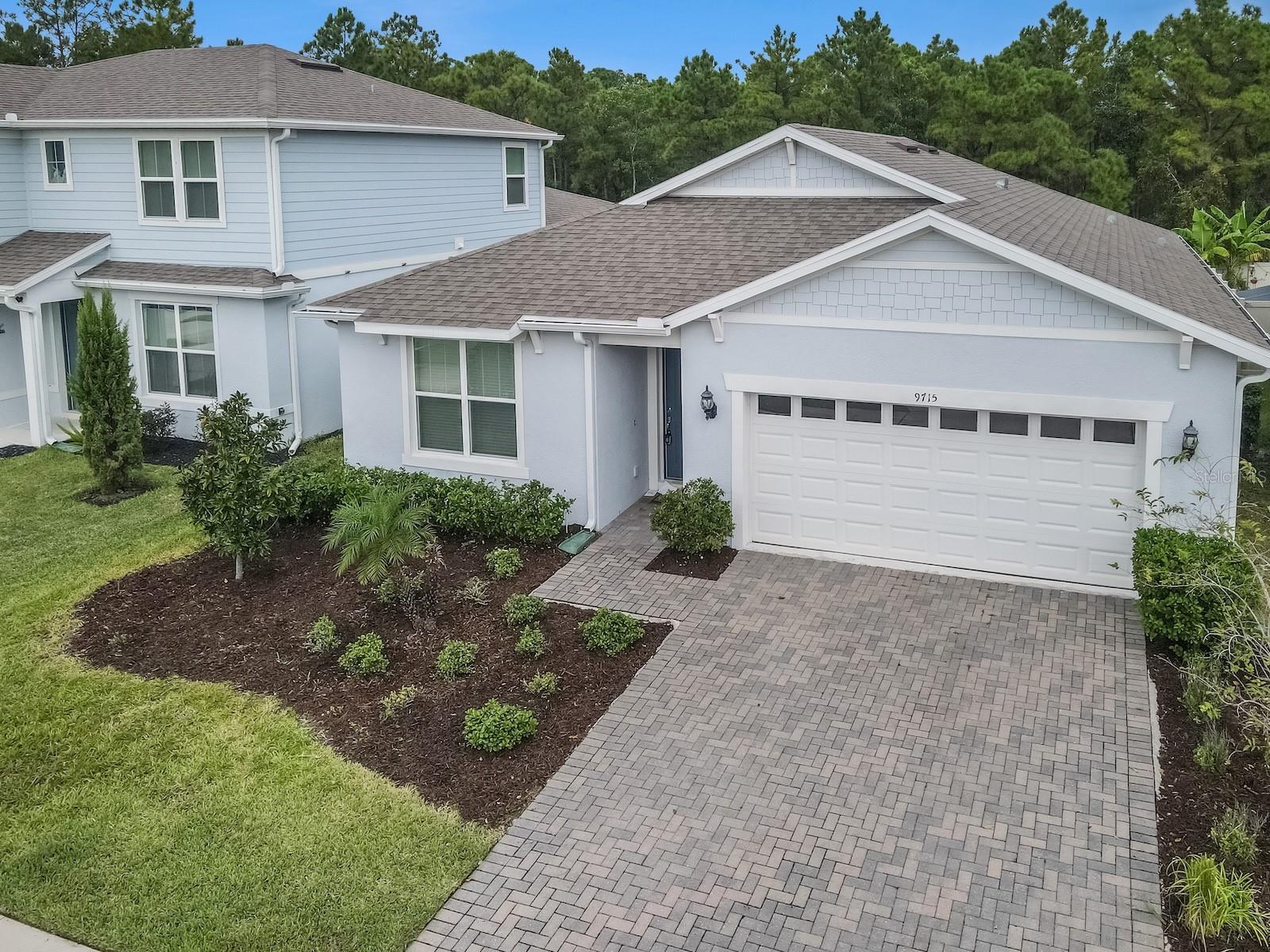 Listing photo 2 for 9715 Brown Burrow St