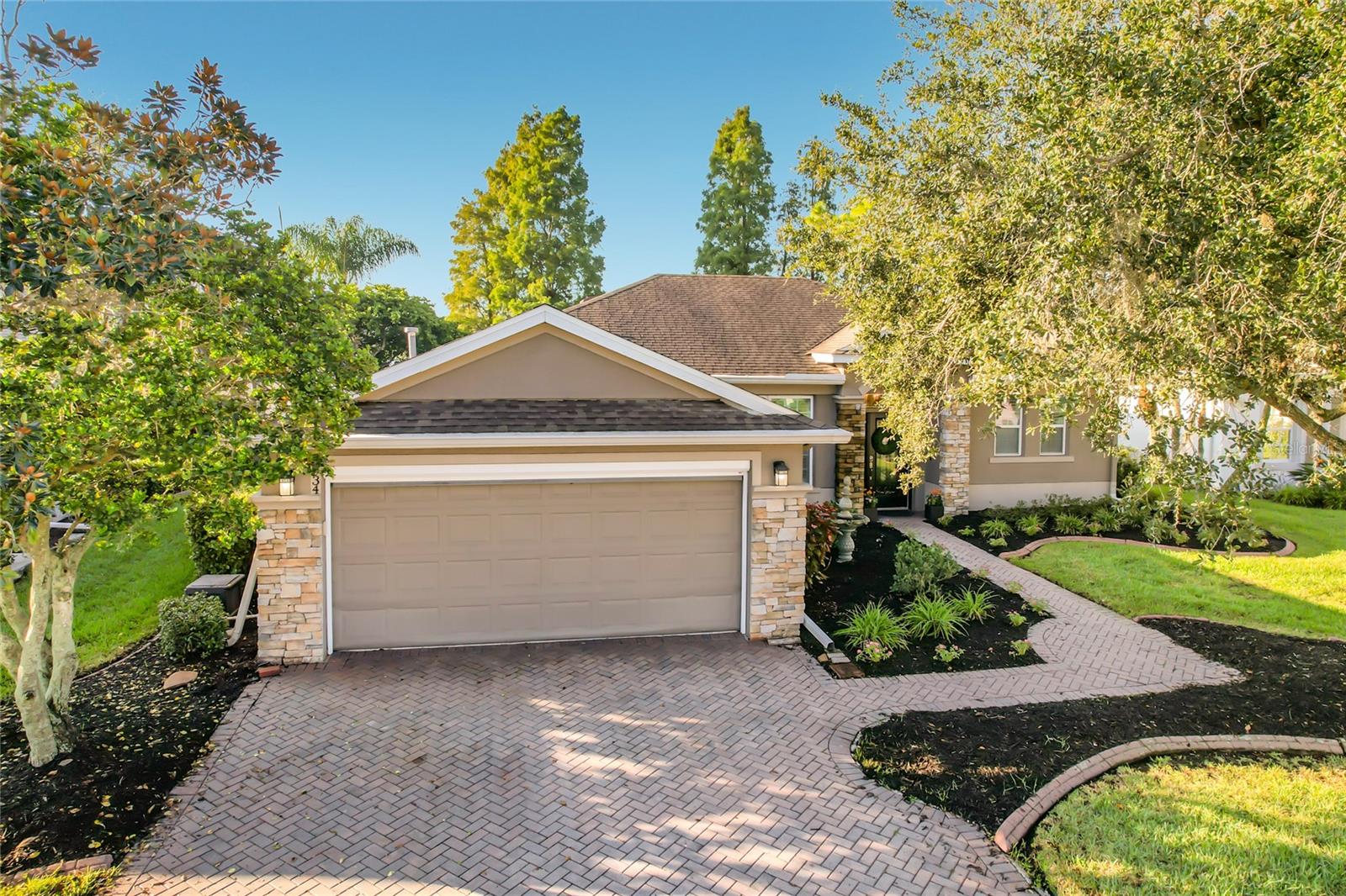 Listing photo 3 for 3934 Windchime Ln