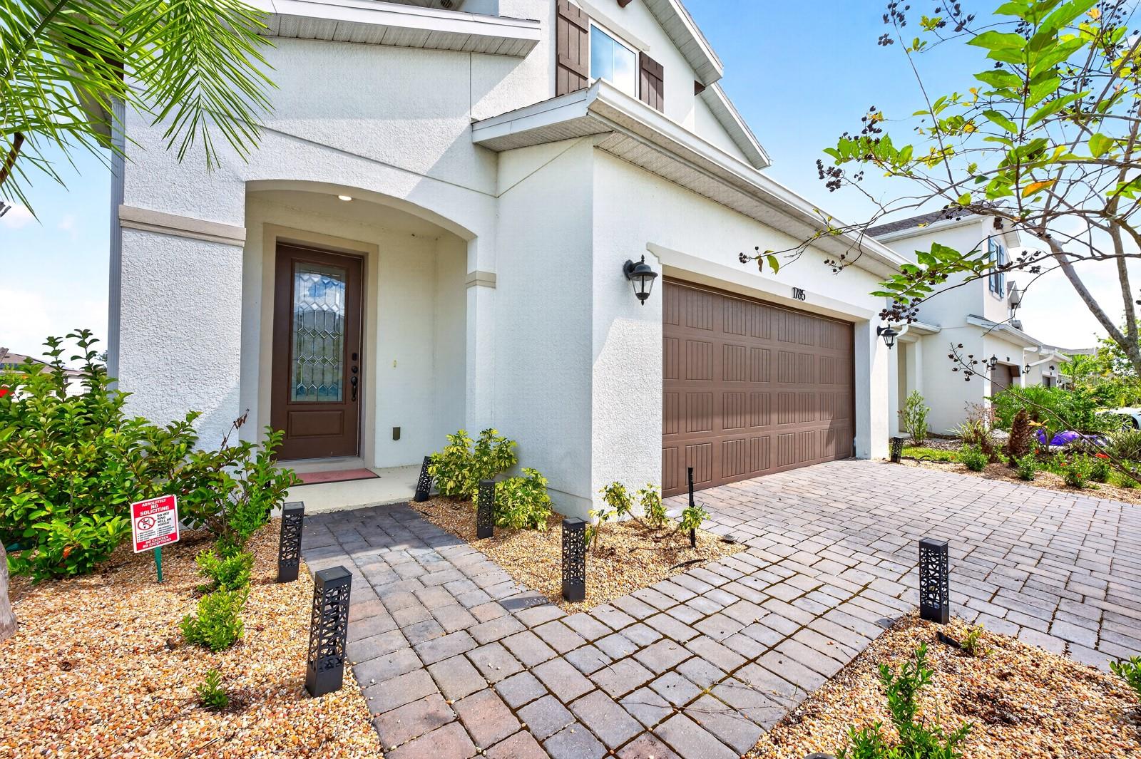 Listing photo 2 for 1785 Petiole Pl