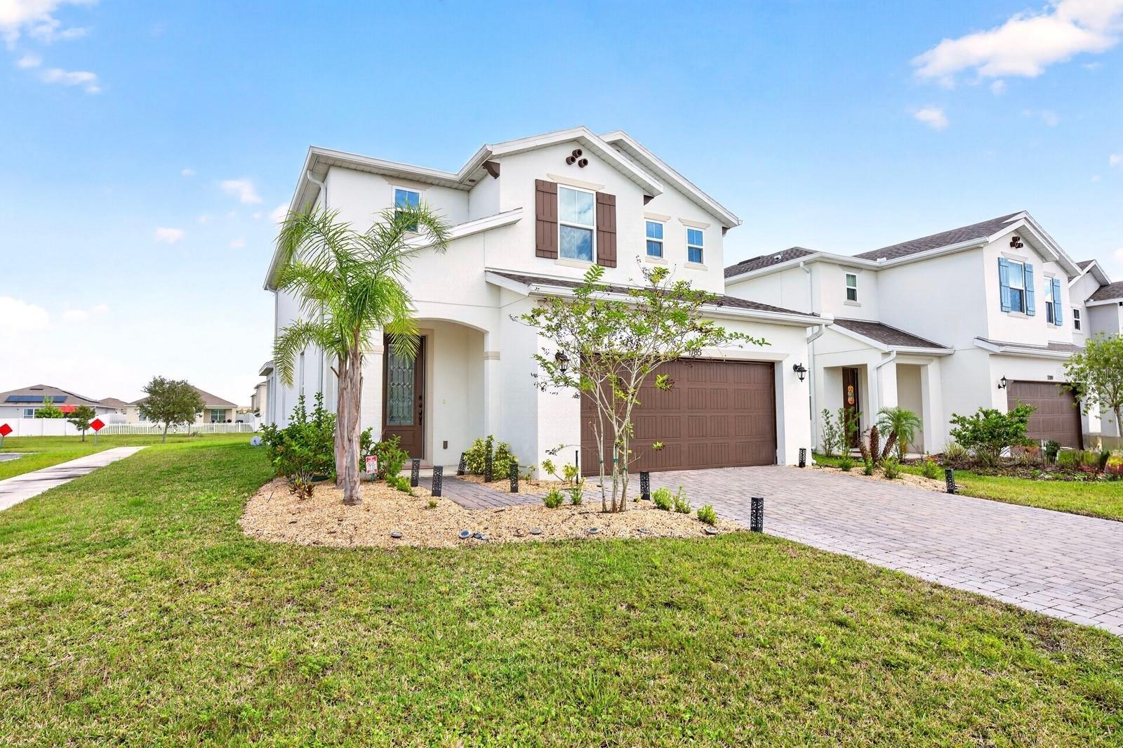 Listing photo 1 for 1785 Petiole Pl