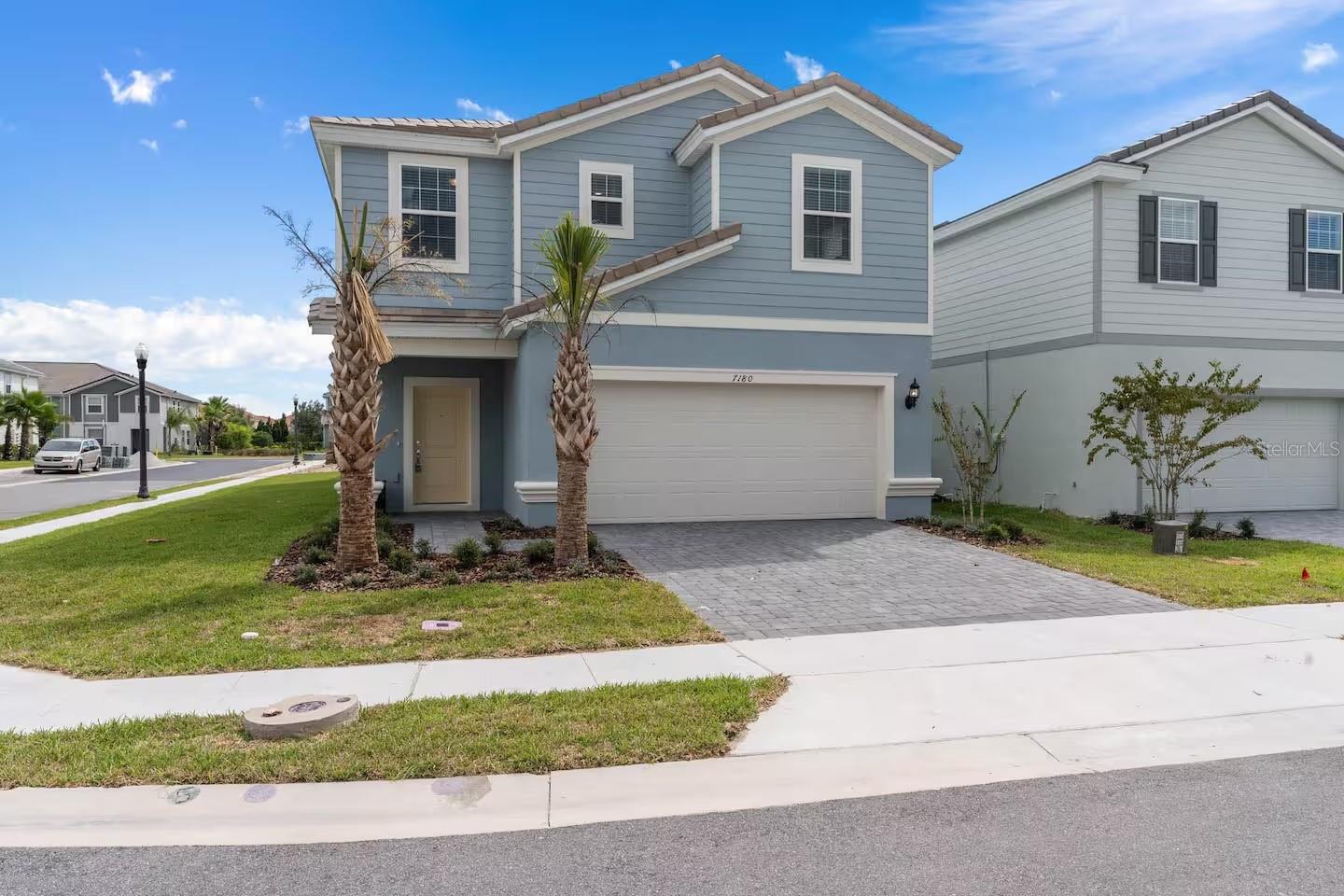 Listing photo 1 for 7180 Oakmoss Loop