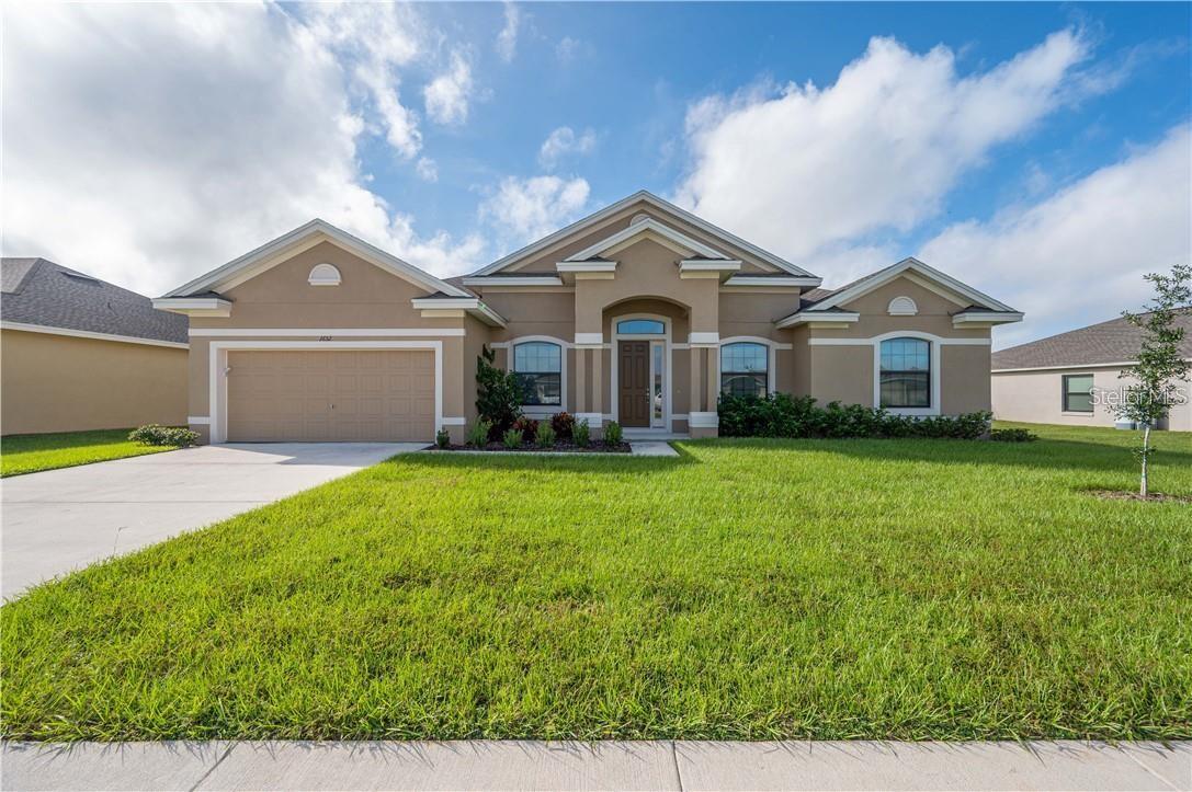 Listing photo 1 for 1652 Lemon Ave