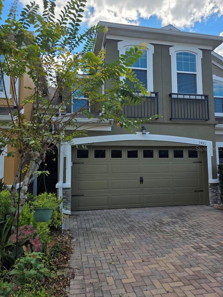 Listing photo 2 for 9481 Tawnyberry St