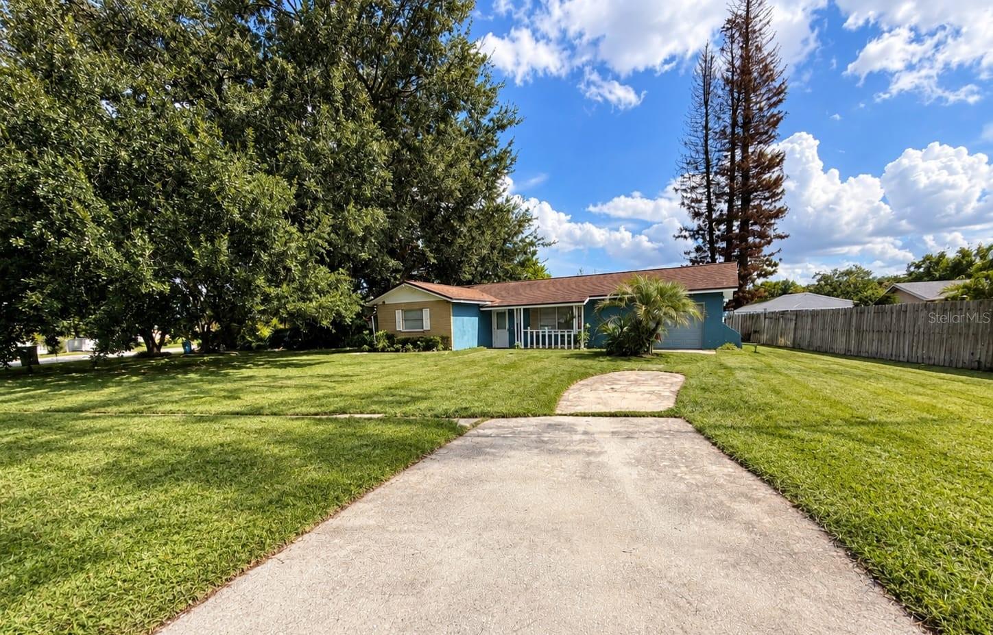 Listing photo 1 for 8148 Cyers Ln