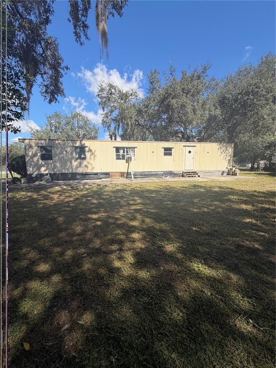 Listing photo 1 for 349 Earlene Rd