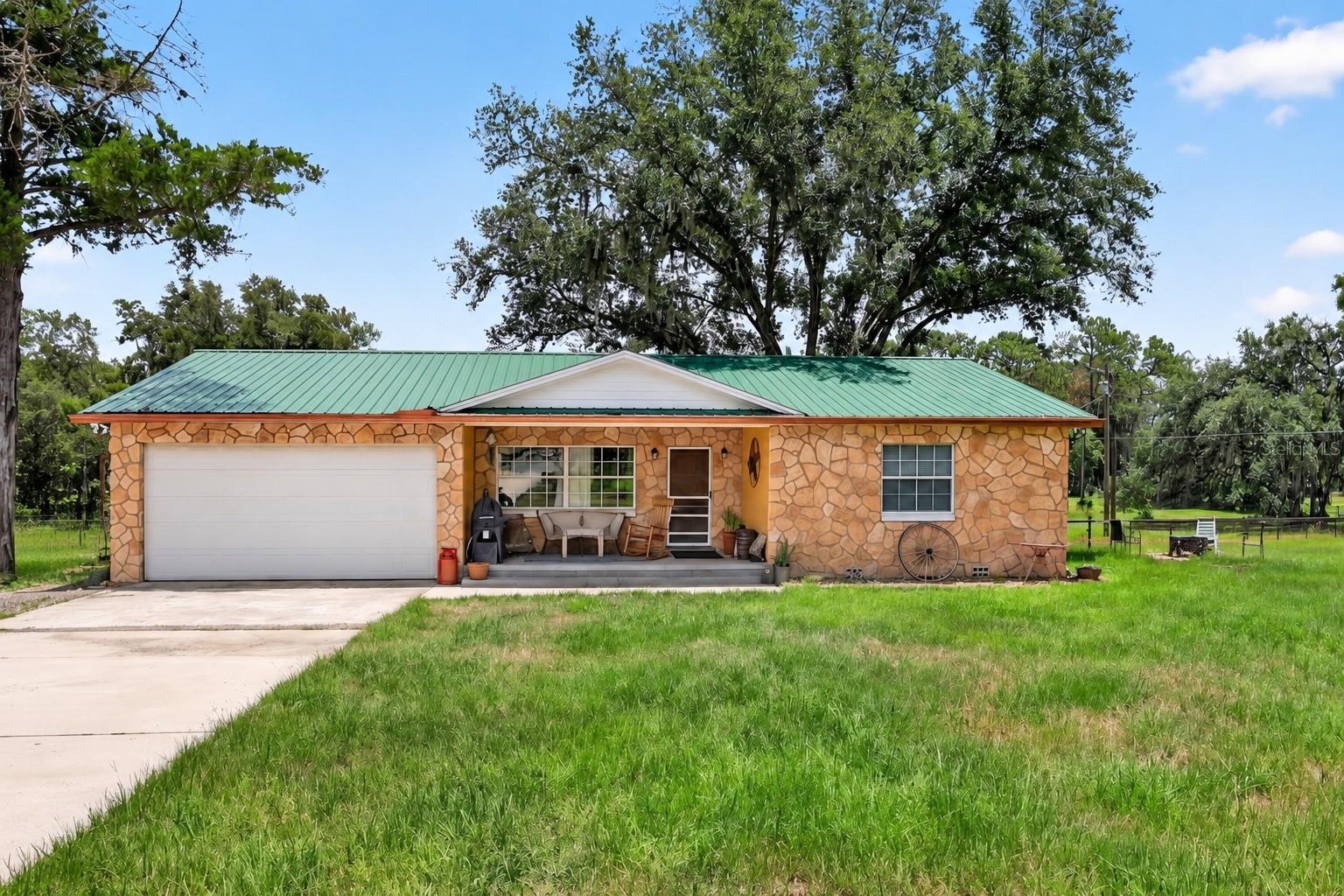 Listing photo for 5275 Mount Plymouth Rd
