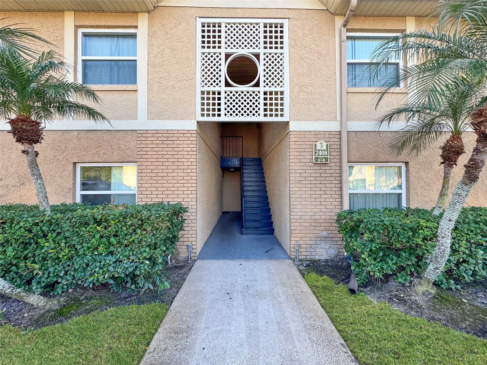 Listing photo 2 for 2408 Barley Club Ct #2