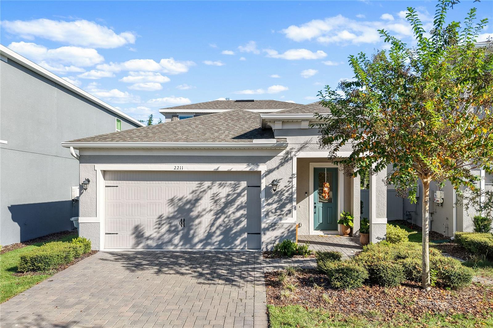 Listing photo 3 for 2211 Emerald Springs Dr
