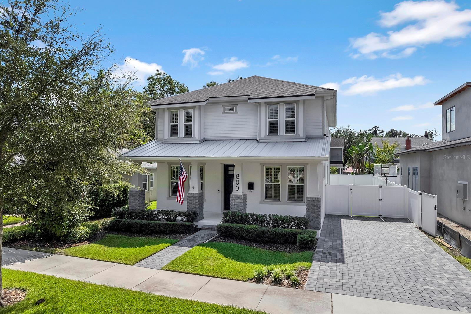 Listing photo for 800 W Harvard St
