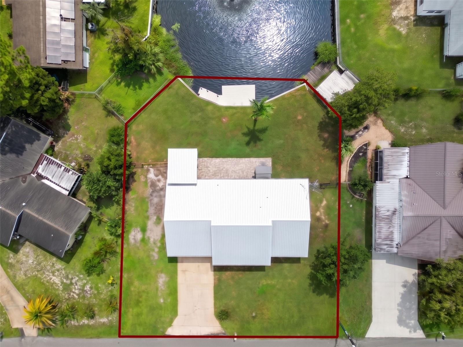 Listing photo 2 for 603 N Hawley St