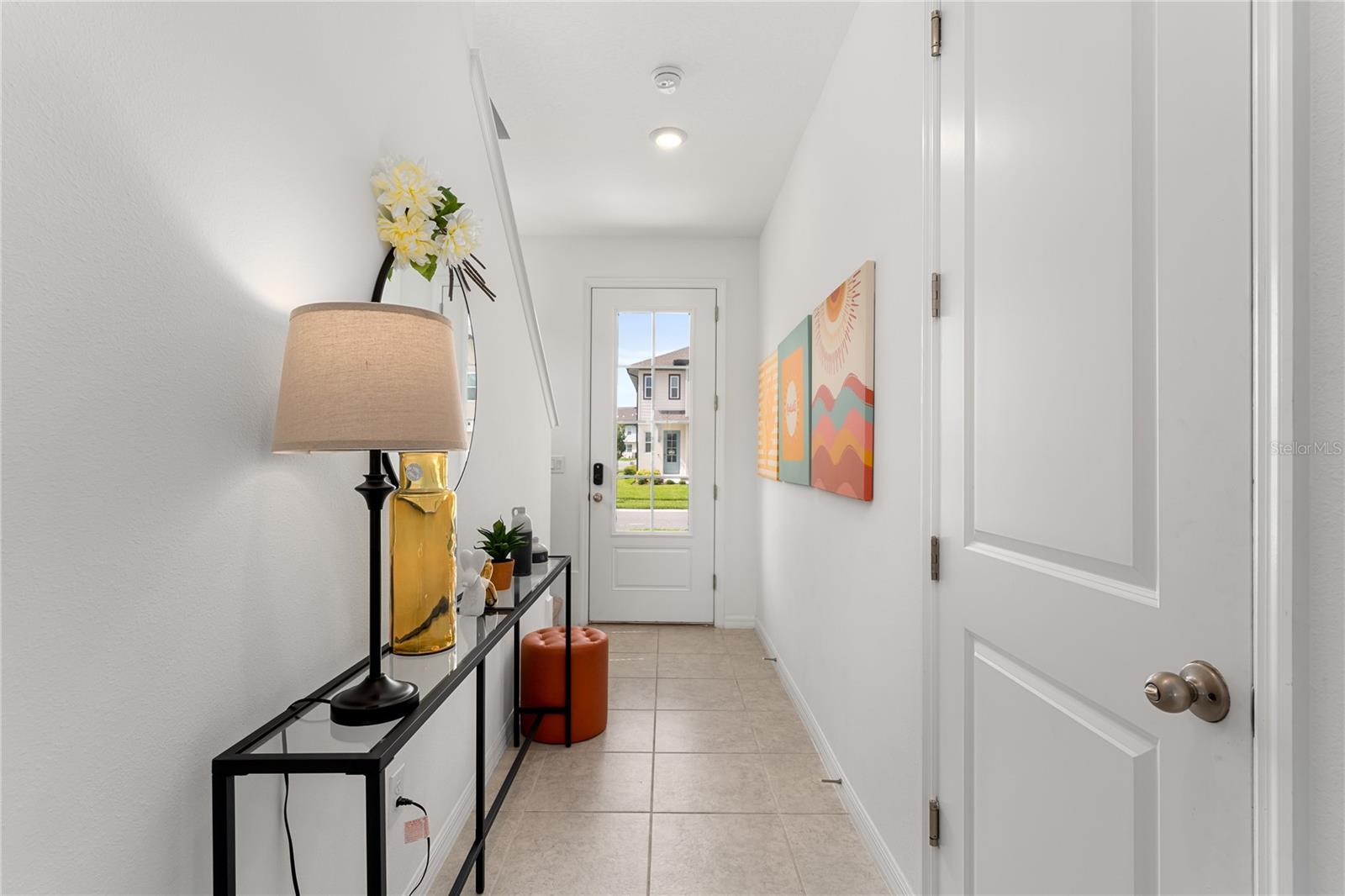 Listing photo 2 for 1605 Pelican Dr