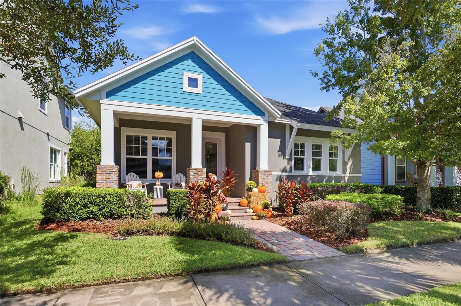 Listing photo 2 for 8363 Laureate Blvd