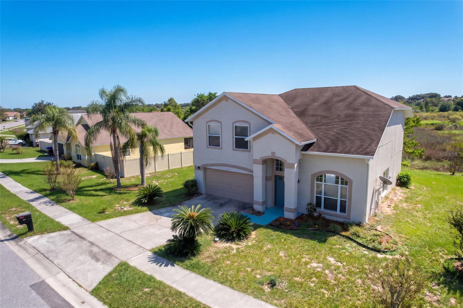Listing photo 1 for 7694 Country Run Pkwy