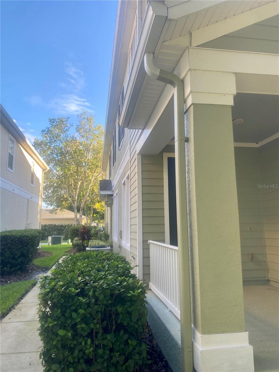 Listing photo 3 for 3545 Clay Brick Rd #44b
