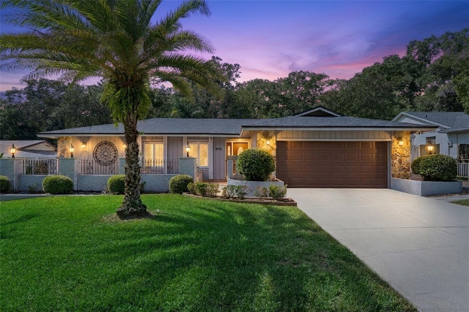 Listing photo for 604 Andrew St