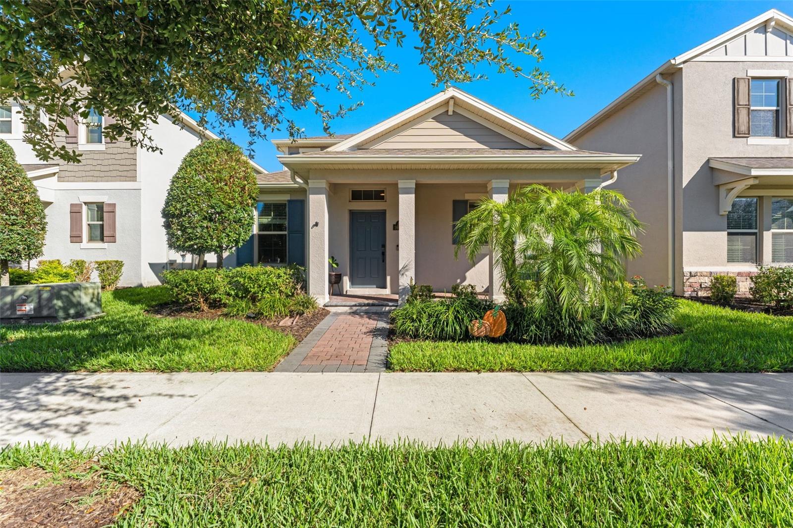 Listing photo for 16742 Oakboro St