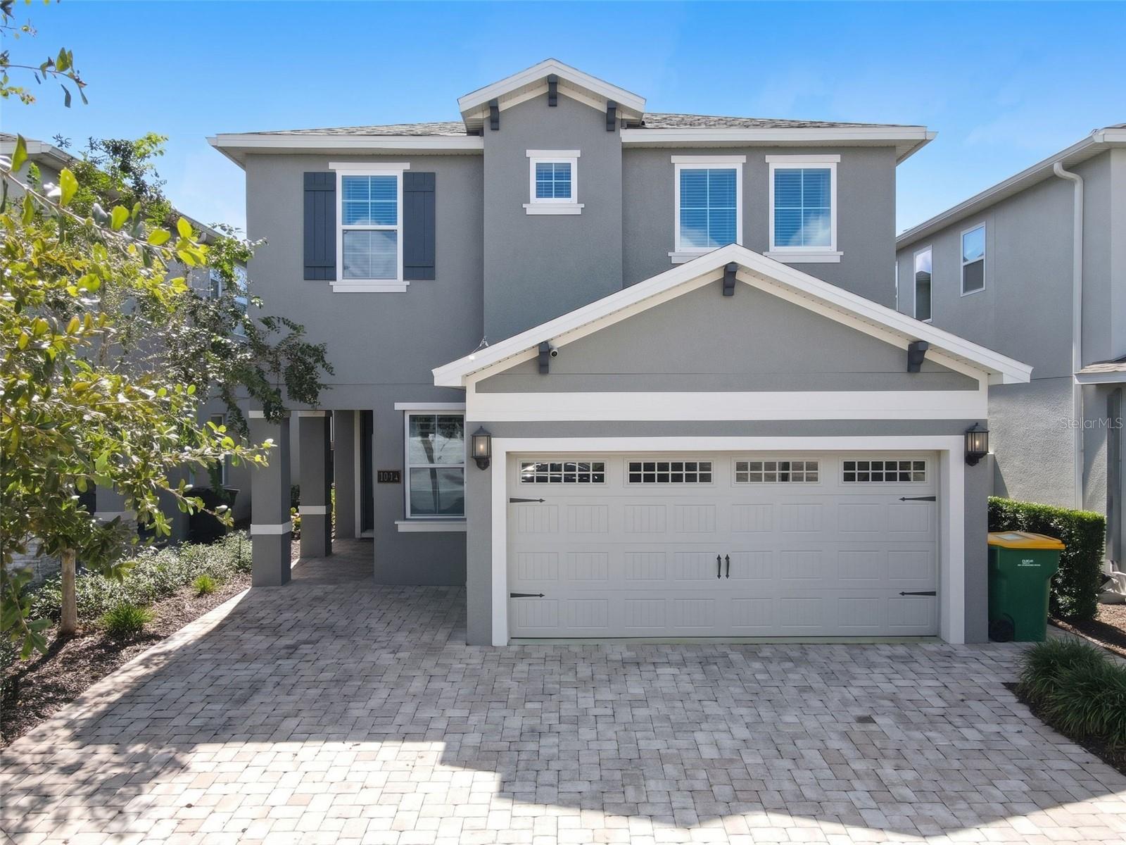 Listing photo 1 for 7779 Westland Dr