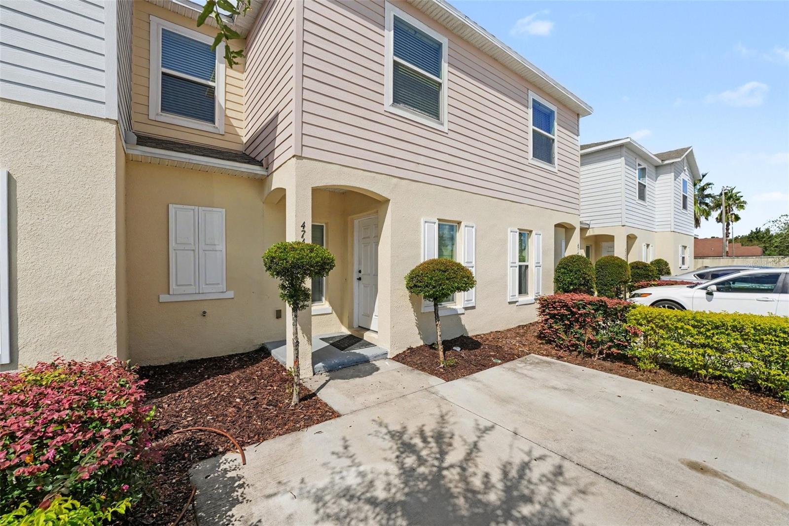 Listing photo 2 for 4747 Coral Castle Dr