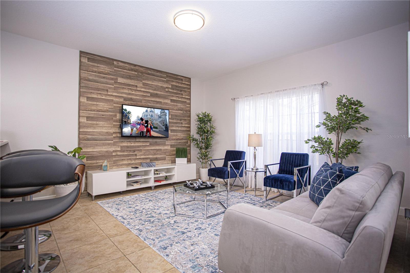 Listing photo 3 for 8939 Candy Palm Rd