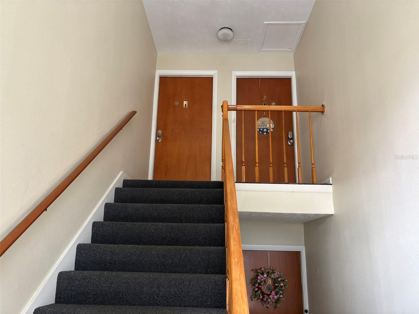 Listing photo 2 for 4322 Lake Underhill Rd #d