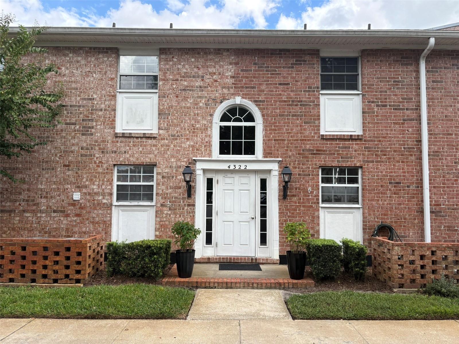 Listing photo for 4322 Lake Underhill Rd #d