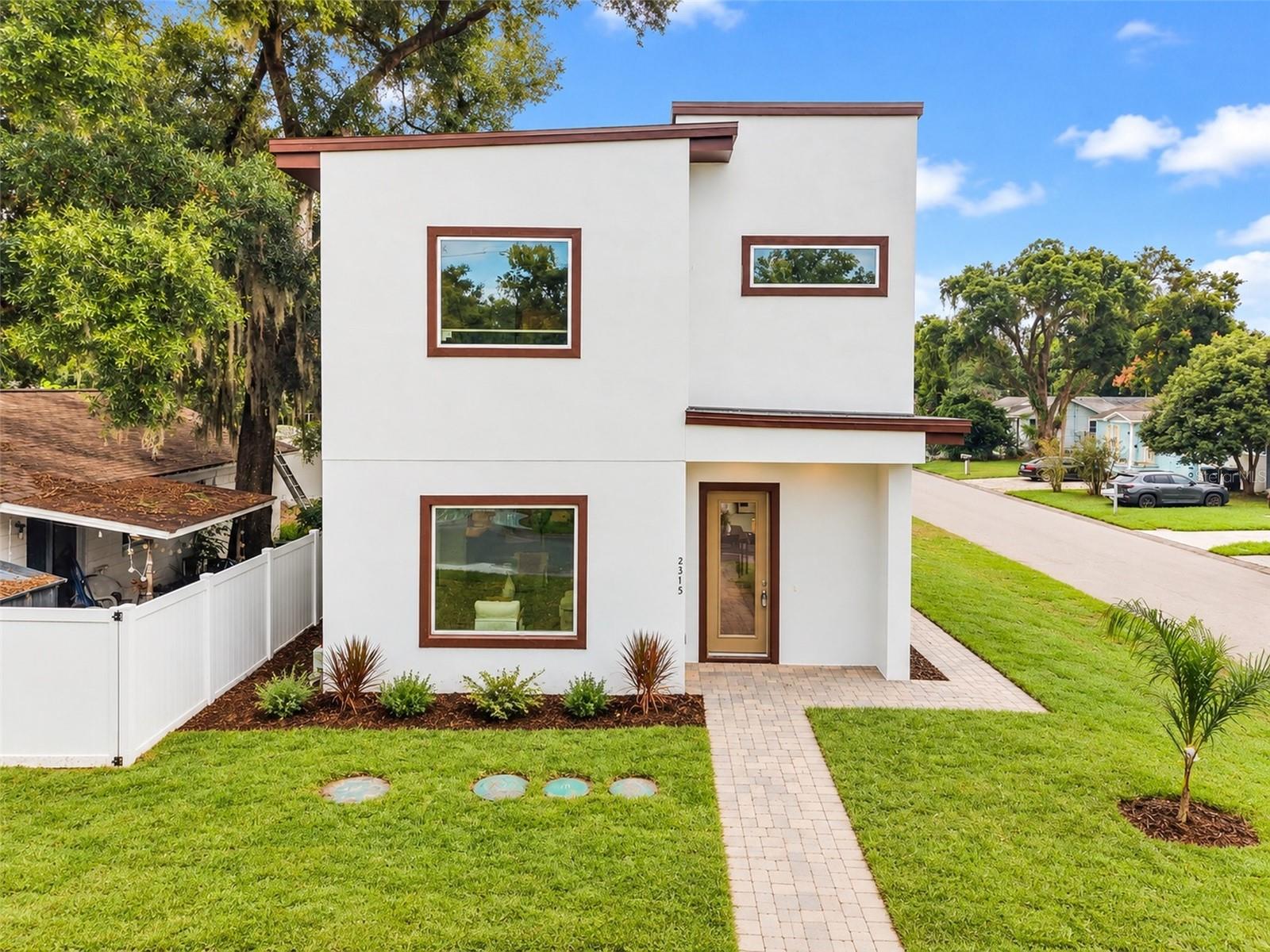 Listing photo for 2315 Marlboro St