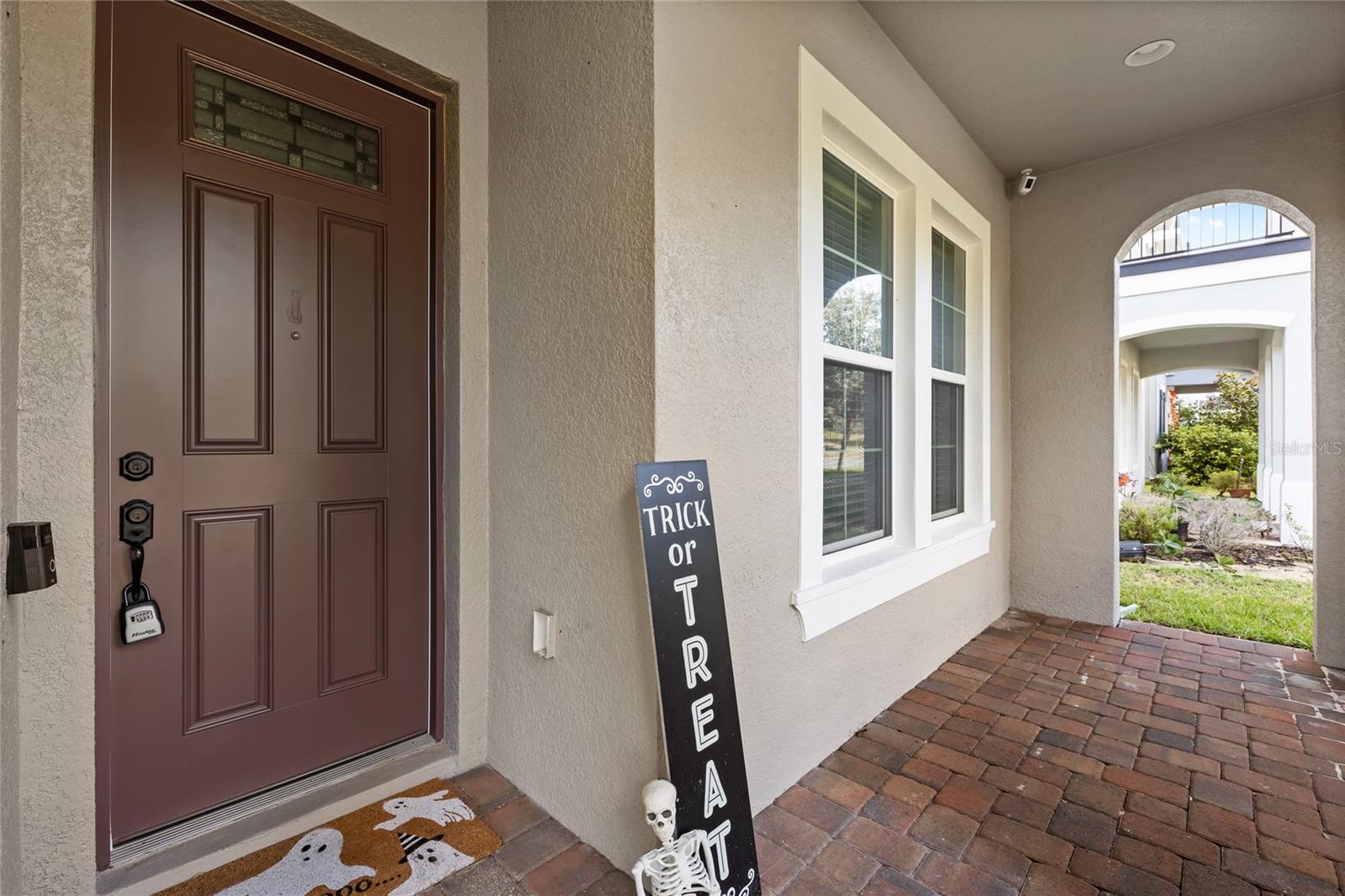 Listing photo 2 for 7183 Summerlake Groves St